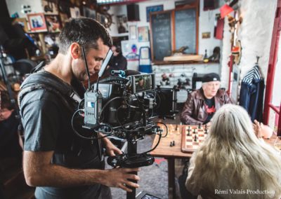 Tournage long métrage Monsieur Constant sur l'île aux moines - Film de Alan Simon. Jean Yves Lafesse avec Jean Jacques Chardeau et le steadycamer du film Gregory Dupe