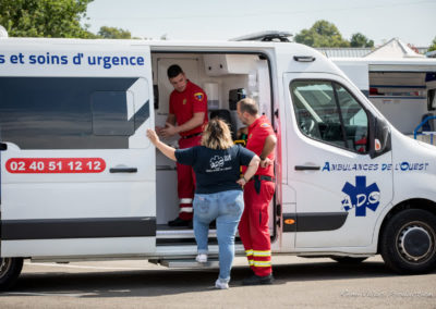 Reportage 20 ans Ambulances de l'Ouest Blain - Portes ouvertes - Rencontre avec des collègues ambulanciers